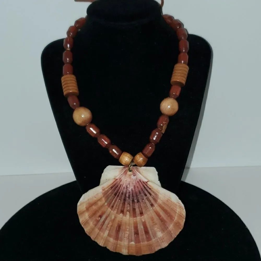 Shell Wooden beads Necklace